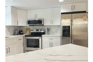 17801 N Bay Rd APT 303, Sunny Isles Beach, FL 33160, Sold 07/02/24