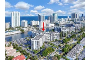 1000 Parkview Dr APT 804, Hallandale Beach, FL 33009, Sold 11/01/24