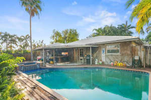 284 NE 26th St, Boca Raton, FL 33431, Sold 07/26/24