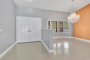 10336 SW 17th Dr, Davie, FL 33324, Sold 08/27/24