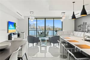 3300 NE 188th St APT 414, Aventura, FL 33180, Sold 04/22/25