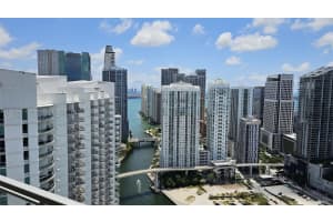 90 SW 3rd St APT 4302, Miami, FL 33130, Sold 10/15/24