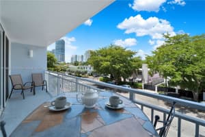 1045 10th St APT 307, Miami Beach, FL 33139, Sold 06/14/24