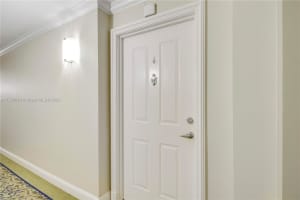 600 S Dixie Hwy APT 604, West Palm Beach, FL 33401, Sold 07/09/24