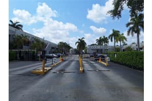 200 NW 87th Ave APT J110, Miami, FL 33172, Sold 08/09/24