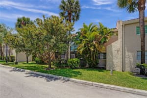 5250 NE 6th Ave E31, Oakland Park, FL 33334, Sold 10/28/24