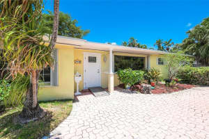 2475 NE 209th Terrace, Miami, FL 33180, Sold 07/30/24