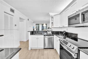 7579 NW 79th Ave APT 104, Tamarac, FL 33321, Sold 08/20/24