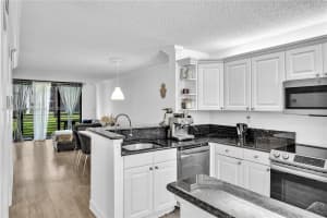 7579 NW 79th Ave APT 104, Tamarac, FL 33321, Sold 08/20/24
