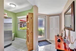 1100 SW 128th Terrace #101u, Pembroke Pines, FL 33027, Sold 12/12/24