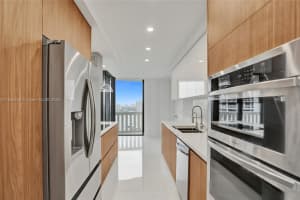 3000 Island Blvd Apt 2104, Aventura, FL 33160, Sold 09/26/24