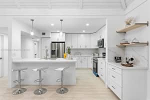 5805 Australian Pine Dr, Tamarac, FL 33319, Sold 07/31/24