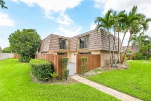 834 Springdale Cir, Palm Springs, FL 33461, Sold 08/30/24
