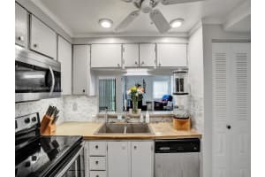 9831 NW 3 St #9831, Plantation, FL 33324, Sold 10/31/24