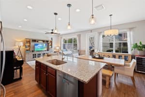 915 Banyan Dr, Hollywood, FL 33021, Sold 09/23/24