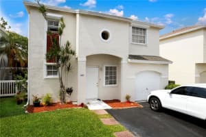 11833 NW 13th St, Pembroke Pines, FL 33026, Sold 08/23/24