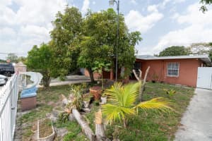 621 E 46th St, Hialeah, FL 33013, Sold 10/21/24