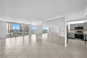 100 Bayview Dr APT 1114, Sunny Isles Beach, FL 33160, Sold 07/10/24