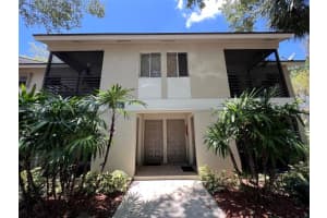 301 Gardens Dr APT 103, Pompano Beach, FL 33069, Sold 08/09/24
