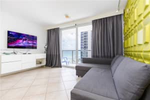 19201 Collins Ave #905, Sunny Isles Beach, FL 33160, Sold 01/08/25