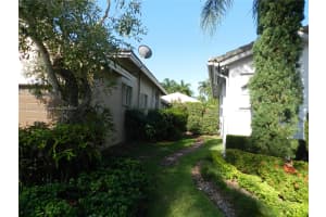 2575 Jardin Dr, Weston, FL 33327, Sold 01/30/25