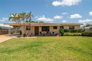 7965 NW 174th St, Hialeah, FL 33015, Sold 06/24/24