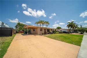 7965 NW 174th St, Hialeah, FL 33015, Sold 06/24/24