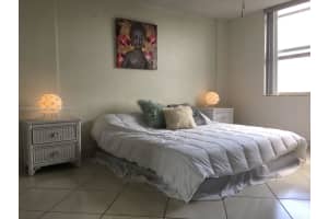 3660 NE 166th St APT 611, North Miami Beach, FL 33160, - MLS#A11587244