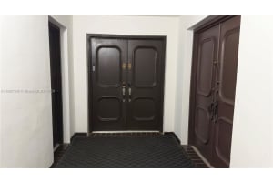 13953 Kendale Lakes Cir #208b, Miami, FL 33183, Sold 09/30/24