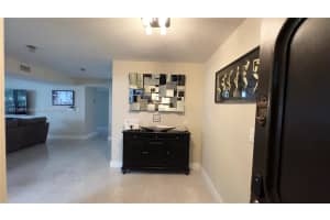 13953 Kendale Lakes Cir #208b, Miami, FL 33183, Sold 09/30/24