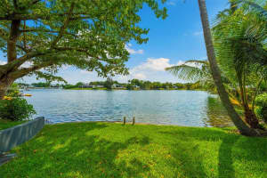 19600 NE 22nd Rd, North Miami Beach, FL 33179, Sold 04/07/25