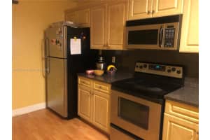 3990 Estepona Ave, Doral, FL 33178, Sold 07/11/24