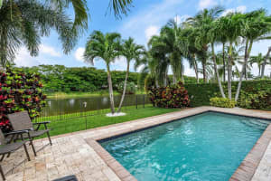 4046 NW 85th Ave, Pembroke Pines, FL 33024, Sold 08/26/24