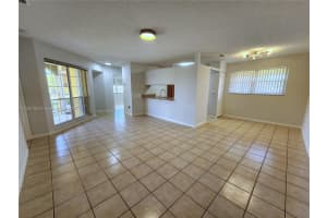 15655 SW 74th Cir Dr Apt 10-6, Miami, FL 33193, Sold 07/10/24