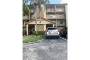 12701 Sw 14th St 103j, Pembroke Pines