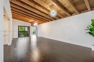 7074 SW 114th Pl APT C, Miami, FL 33173, Sold 09/16/24