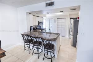 430 Commodore Dr APT 317, Plantation, FL 33325, Sold 08/30/24