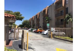 4725 NW 7th St Apt 110-3, Miami, FL 33126, Sold 08/13/24