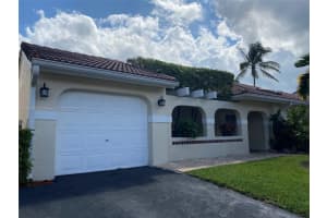 1326 Seagrape Cir, Weston, FL 33326, Sold 07/03/24