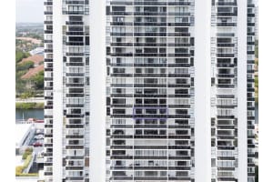 ELDORADO TOWERS, 3675 N Country Club Dr APT 1006, Aventura, FL 33180, Sold 06/26/24
