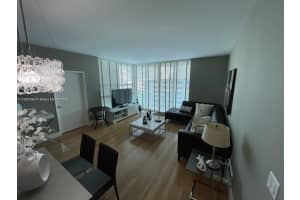 950 Brickell Bay Dr APT 1810, Miami, FL 33131, Sold 11/15/24