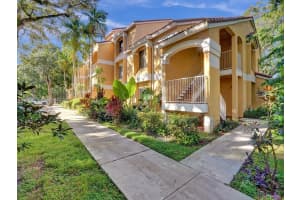 2341 NW 33rd St APT 408, Oakland Park, FL 33309, Sold 07/12/24