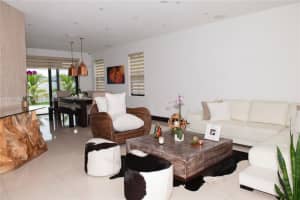 802 NW 104 Ave, Miami, FL 33172, Sold 12/13/24