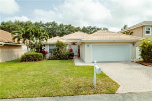 12 Valencia Dr, Boynton Beach, FL 33436, Sold 11/13/24