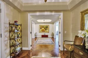 6000 Island Blvd APT 2101, Aventura, FL 33160, Sold 08/01/24