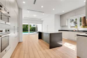 429 SW 23rd Rd, Miami, FL 33129, Sold 04/17/25