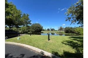 417 Vista Isles Dr APT 2321, Plantation, FL 33325, Sold 08/05/24