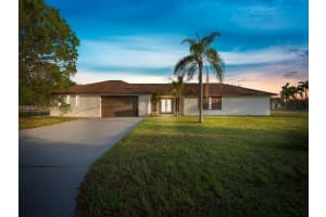 17020 SW 274th St, Homestead, FL 33031, Sold 02/27/25
