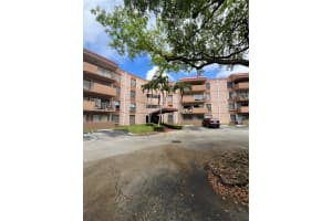 5800 SW 127th Ave APT 2214, Miami, FL 33183, Sold 09/06/24