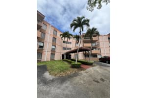 5800 SW 127th Ave APT 2214, Miami, FL 33183, Sold 09/06/24